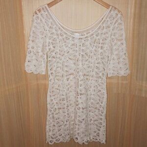 Soft Surroundings crochet look tunic top. Small